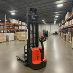 ES15 Stacker  –  1.5T  - Rental